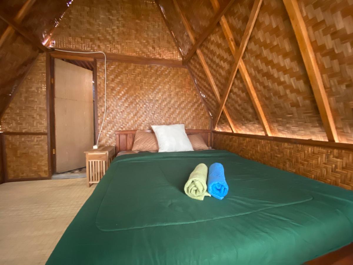 ホテル D' Tepi Danau Glamping Kintamani エクステリア 写真