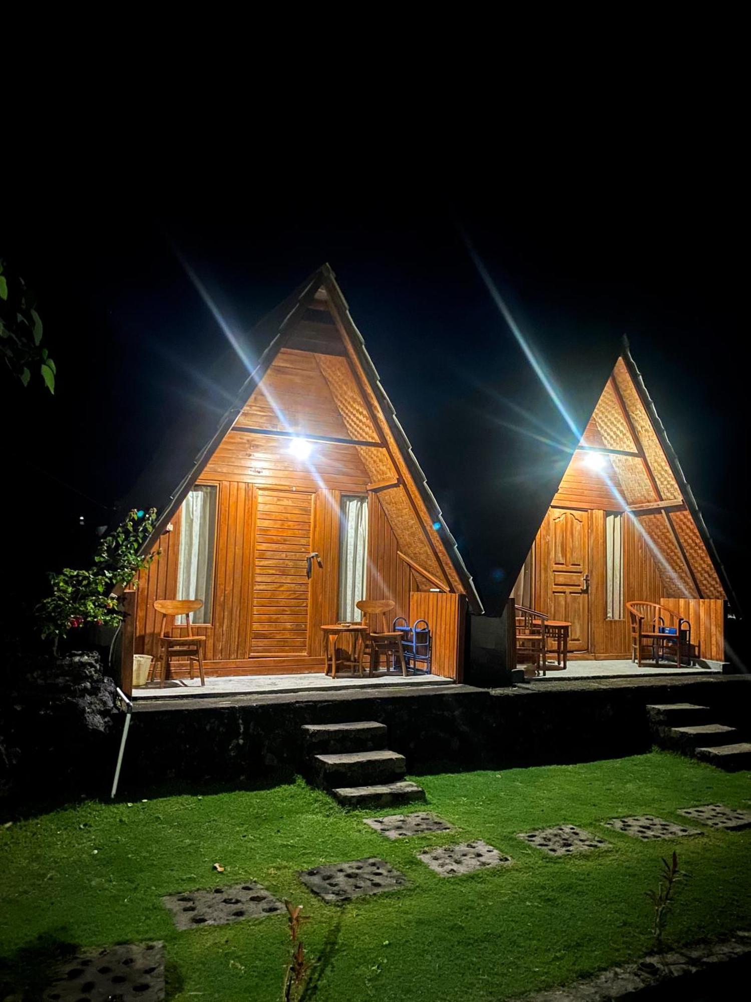 ホテル D' Tepi Danau Glamping Kintamani エクステリア 写真